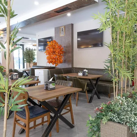 酒店 Domenic Free Parking