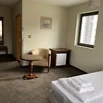 Domenic Free Parking Hotel