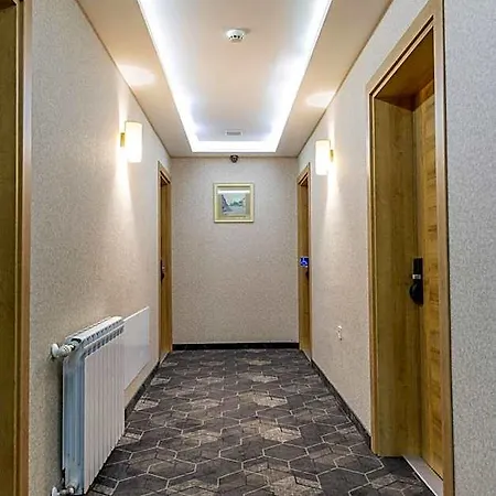 Hotel Domenic Free Parking 4*
