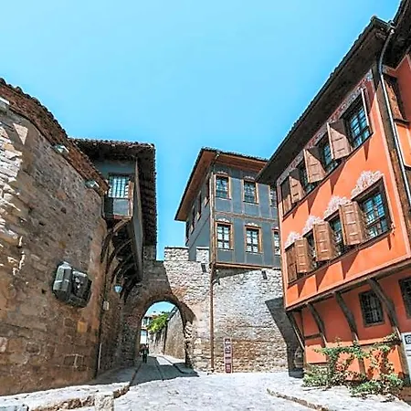 Domenic Free Parking Plovdiv