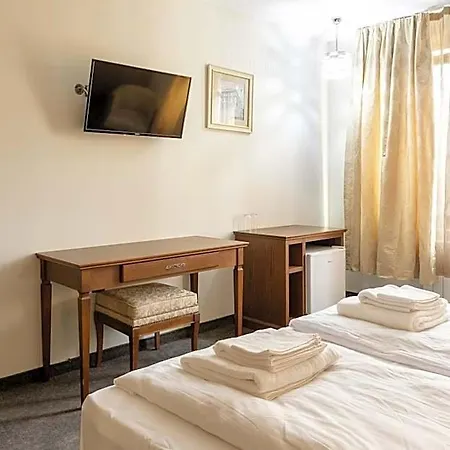 Hotel Domenic Free Parking Plovdiv
